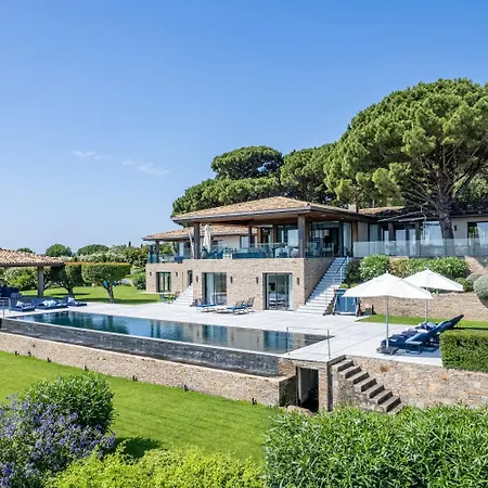 Somptueuse Vue Sur Mer Avec Piscine 别墅